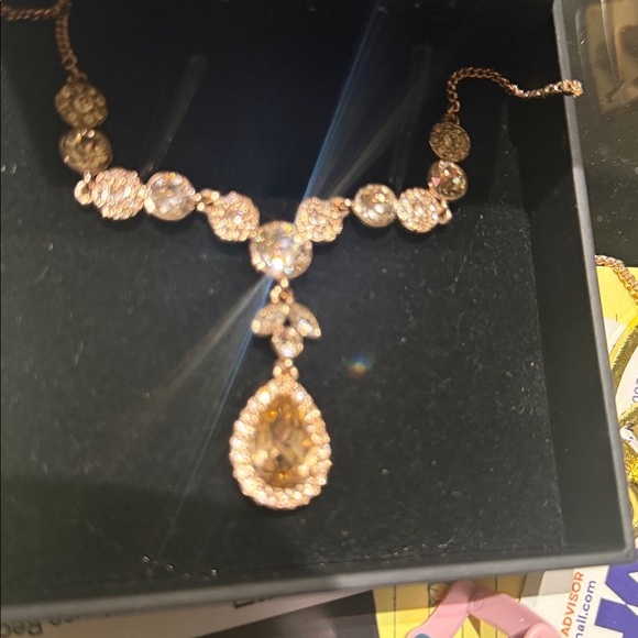 Givenchy Jewelry - Rose Gold Teardrop Pendant Necklace - Elegant Women’s Jewelry